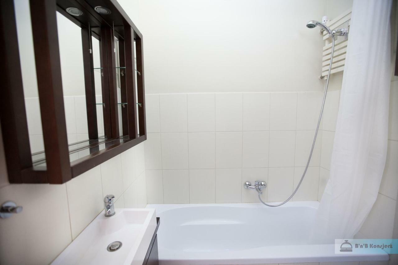 Warsaw Concierge Bracka Retro Flat Lejlighed Eksteriør billede